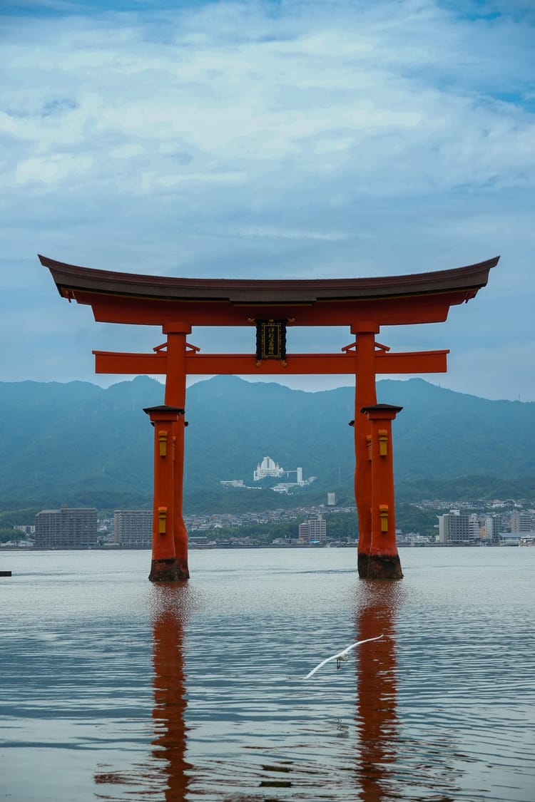 Itsukushima Shrine Otorii, Hiroshima, Japan